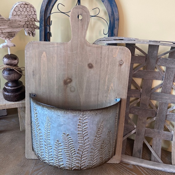 Other - NEW! Large! Cottage Chic Farmhouse Vintage Inspired Distressed Wall Pocket Vase